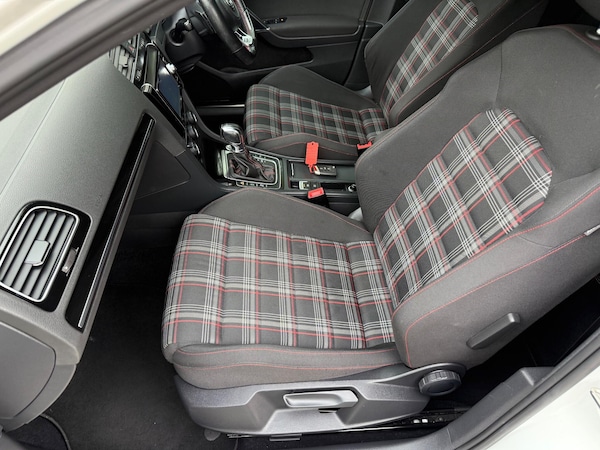 Used Volkswagen Golf 2022 for sale - 76227255: Photo 35