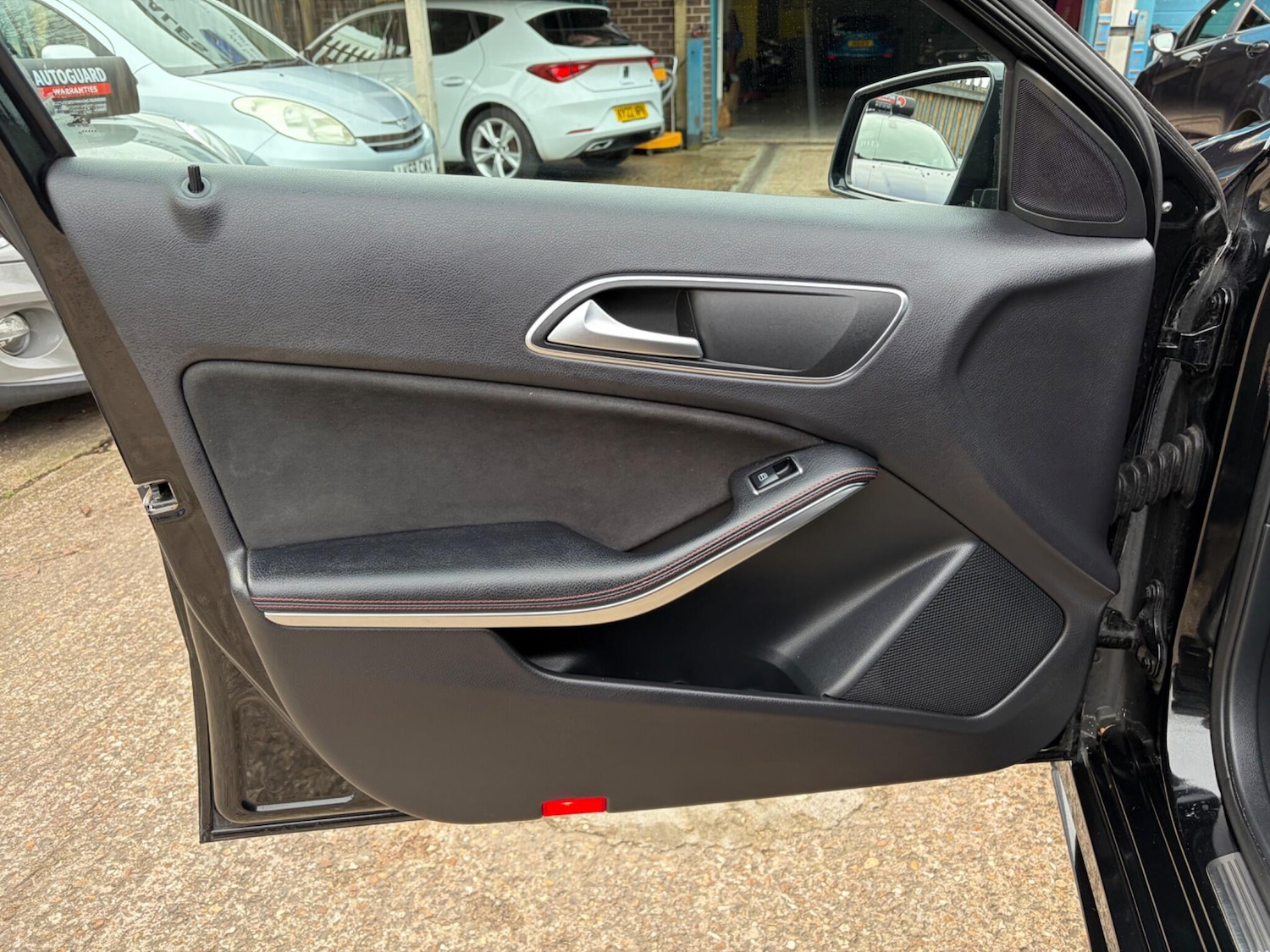 Used Mercedes-Benz A-Class 2017 for sale - 77612413: Photo 39