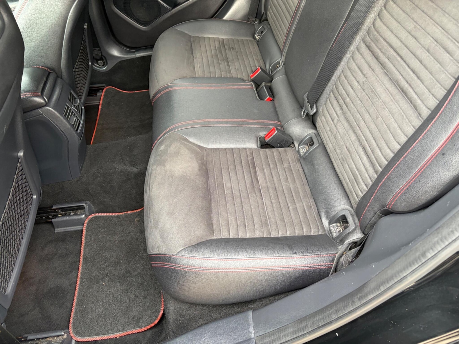 Used Mercedes-Benz A-Class 2017 for sale - 77612413: Photo 46