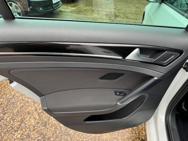 Used Volkswagen Golf 2013 for sale - 75448713: Photo 32