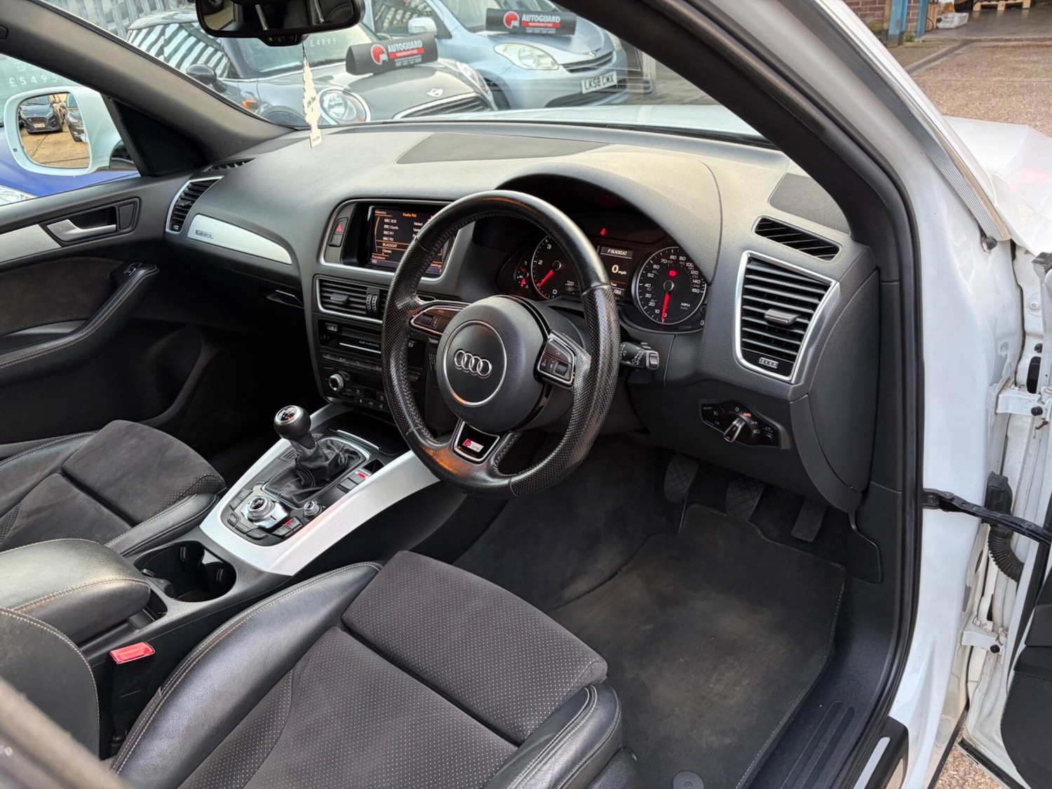 Used Audi Q5 2015 for sale - 77670670: Photo 38