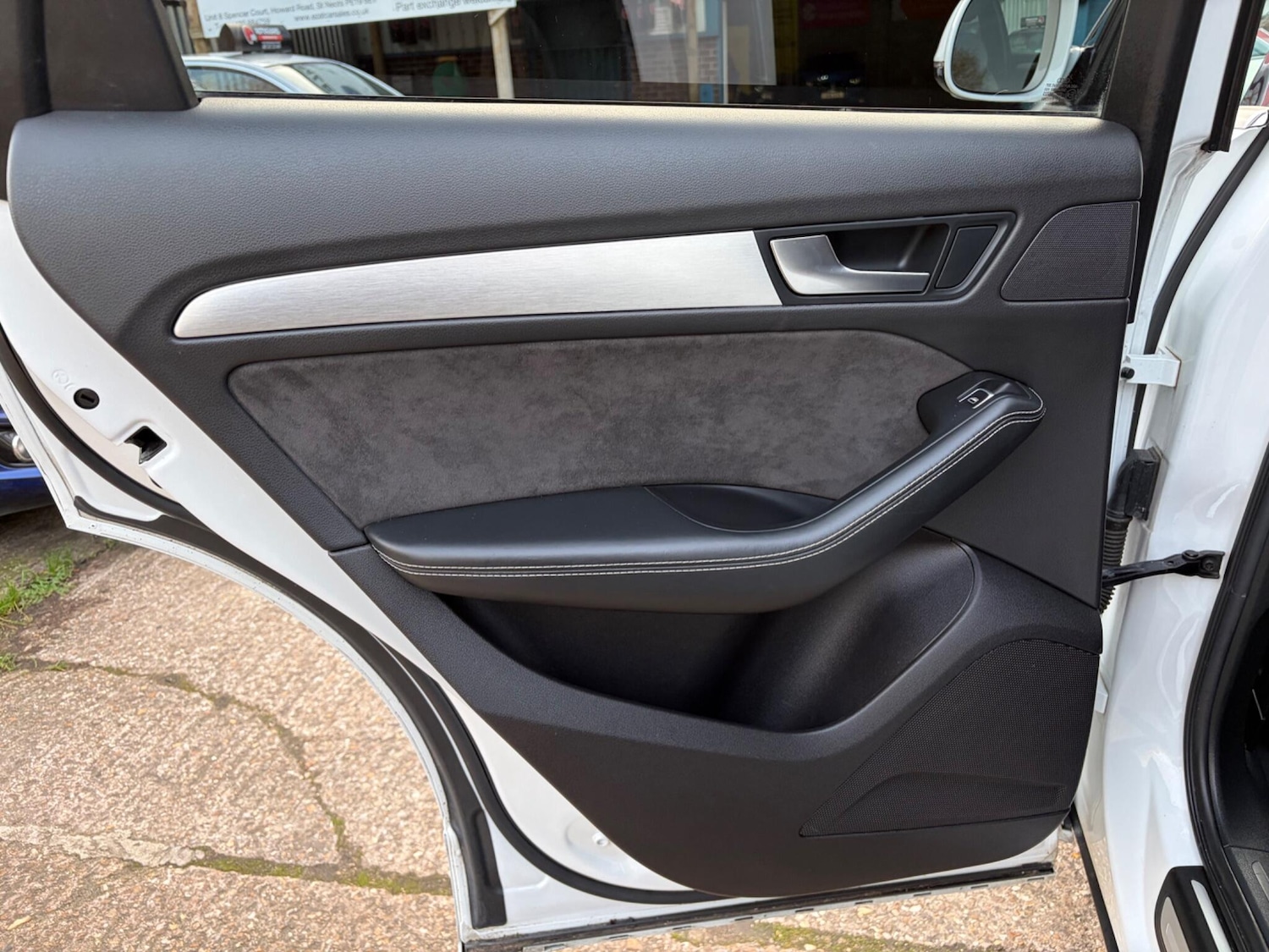 Used Audi Q5 2015 for sale - 77670670: Photo 49