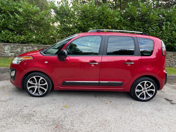 Used Citroen C3 Picasso 2017 for sale - 76108842: Photo 6