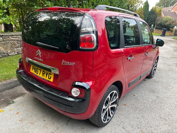 Used Citroen C3 Picasso 2017 for sale - 76108842: Photo 8
