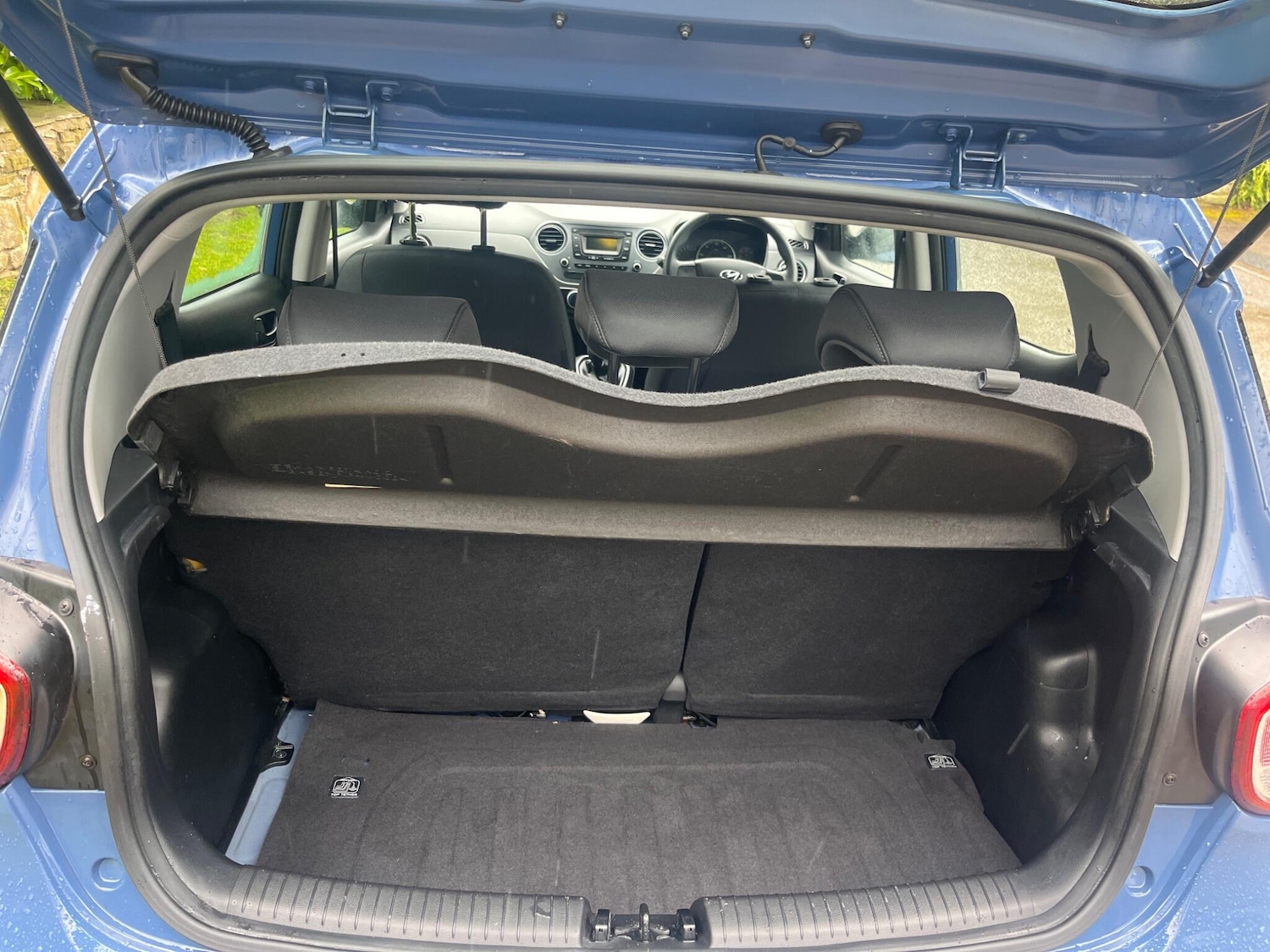 Used Hyundai i10 2017 for sale - 77597997: Photo 12