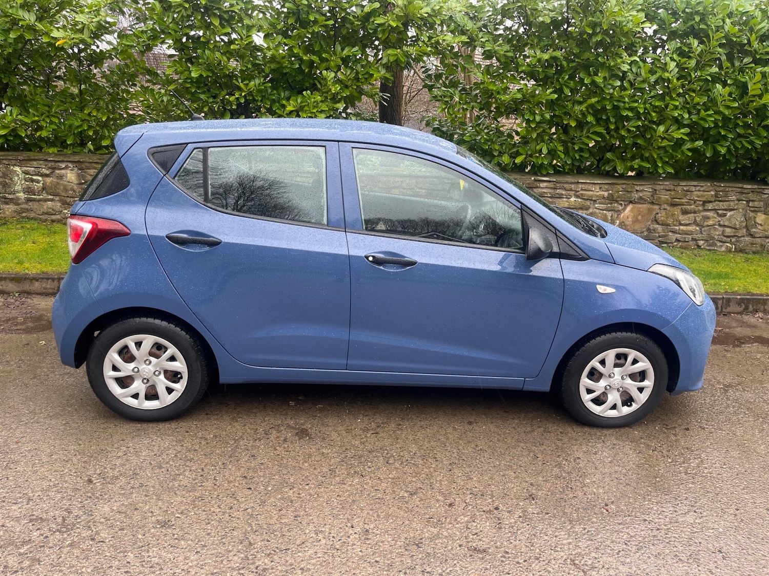 Used Hyundai i10 2017 for sale - 77597997: Photo 7