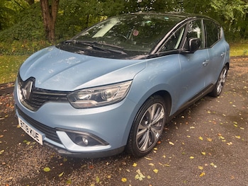Used Renault Scenic 2018 for sale - 75926837: Photo