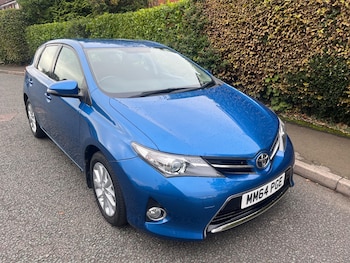 2015 (64) - 1.33 Dual VVT-i Icon Euro 5 (s/s) 5dr