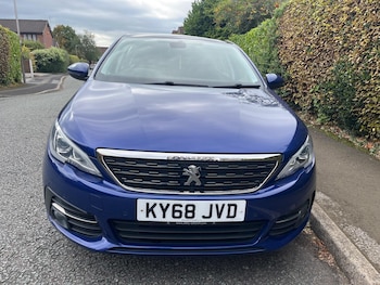 Used Peugeot 308 2018 for sale - 75941441: Photo