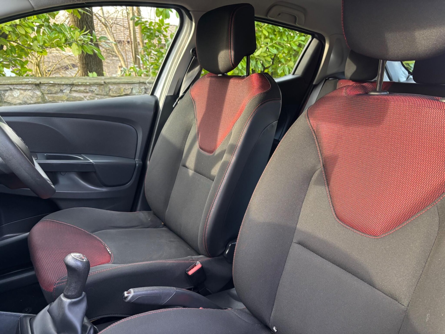 Used Renault Clio 2013 for sale - 77255231: Photo 13