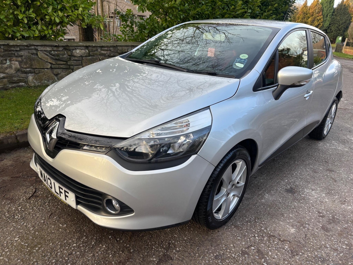 Used Renault Clio 2013 for sale - 77255231: Photo 2