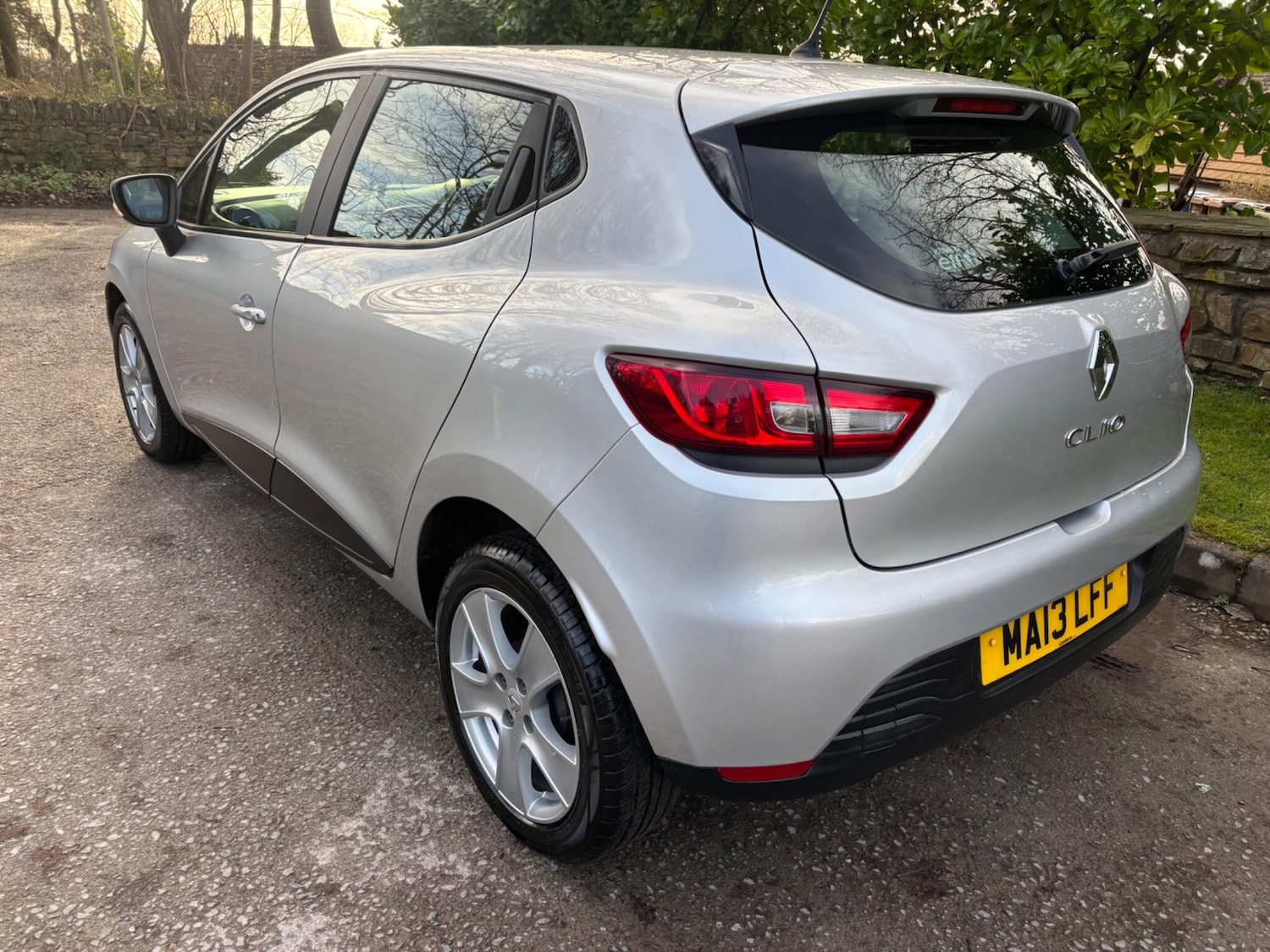 Used Renault Clio 2013 for sale - 77255231: Photo 9