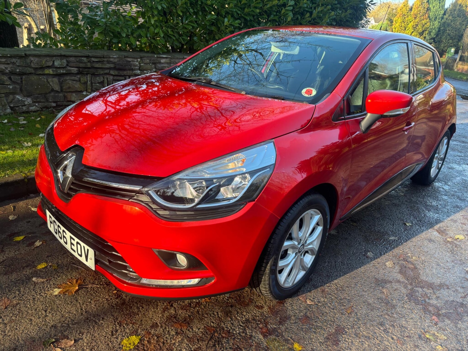 Used Renault Clio 2016 for sale - 76765693: Photo 1