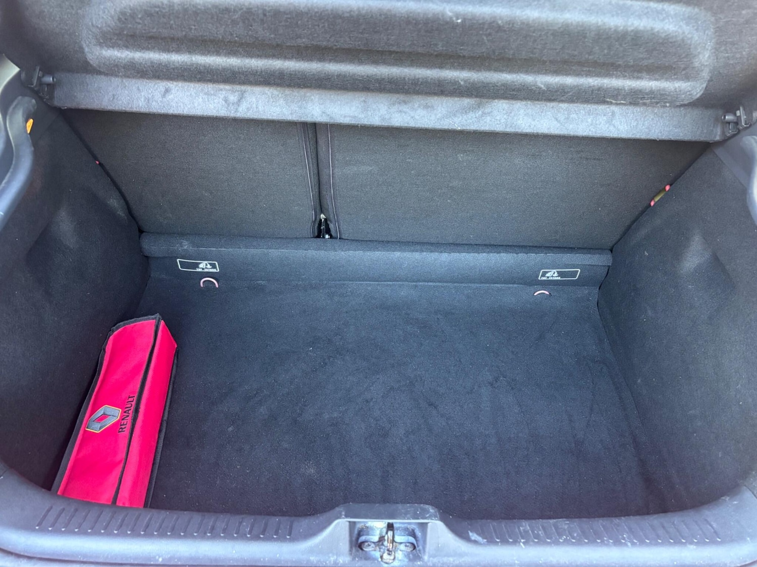 Used Renault Clio 2016 for sale - 76765693: Photo 15