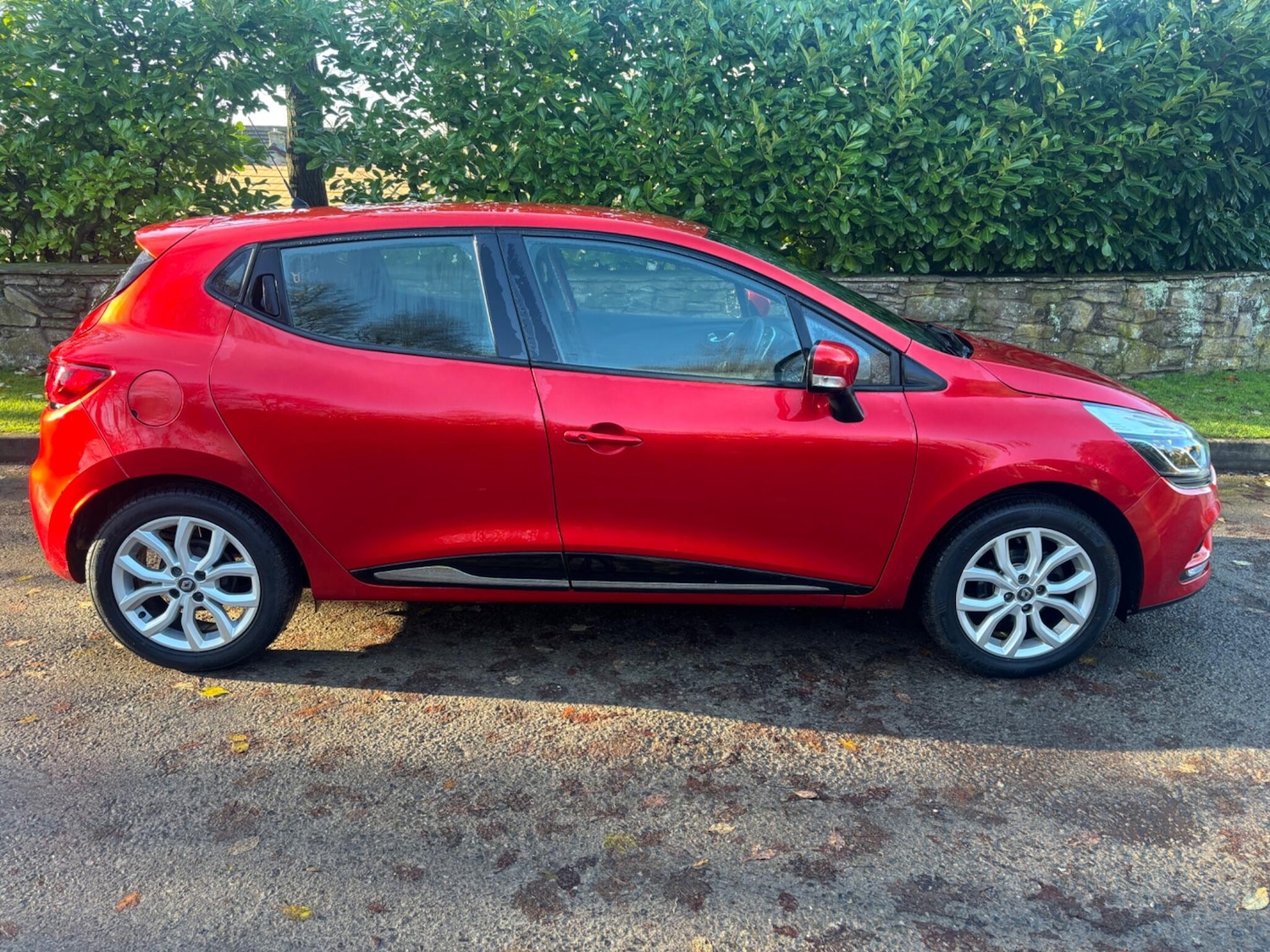 Used Renault Clio 2016 for sale - 76765693: Photo 6