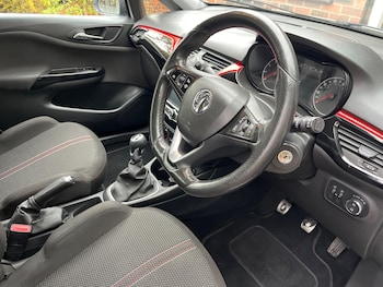 2019 (19) - 1.4i ecoTEC SRi VX Line Nav Black Euro 6 5dr
