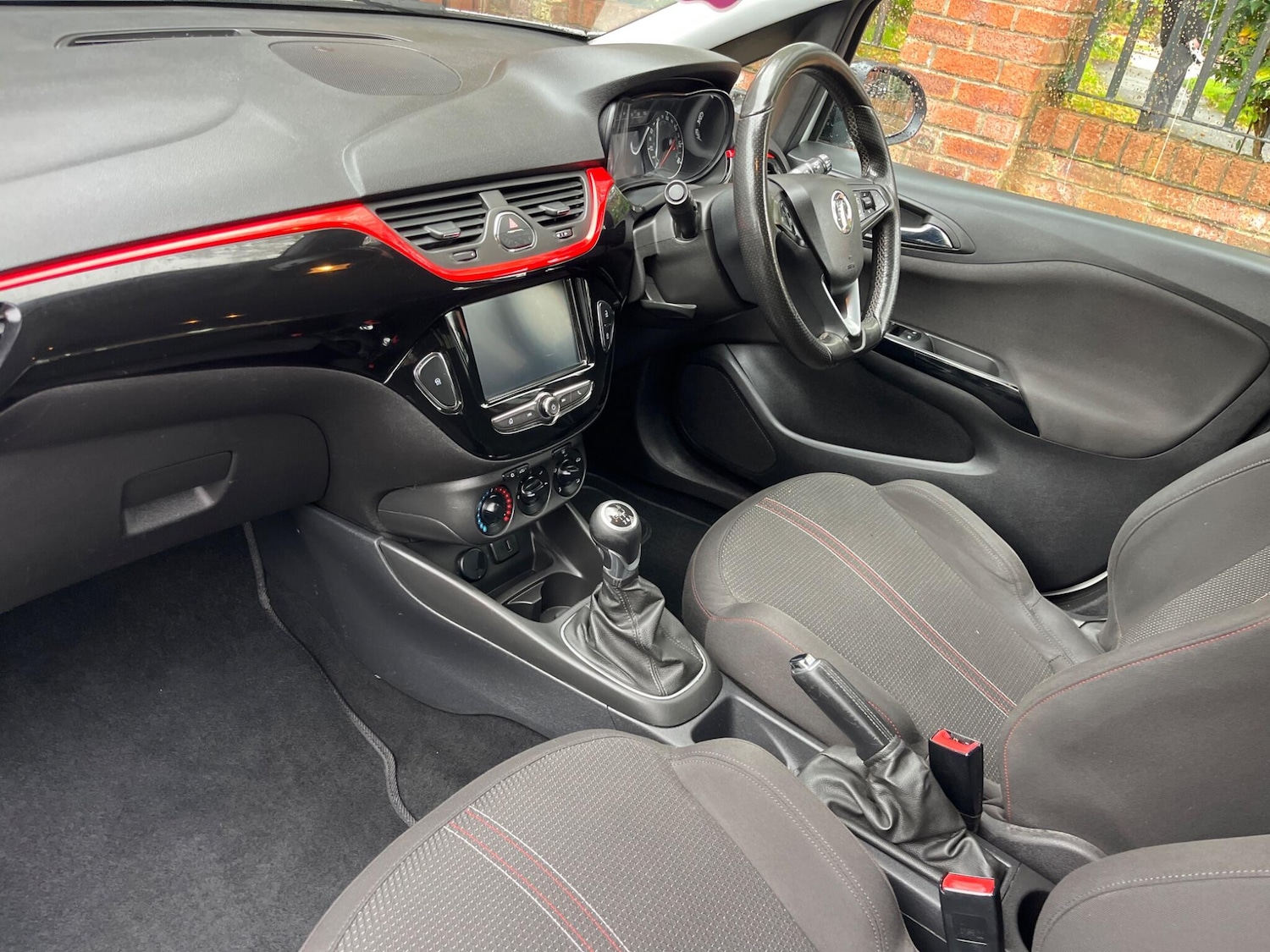 Used Vauxhall Corsa 2019 for sale - 76270390: Photo 2