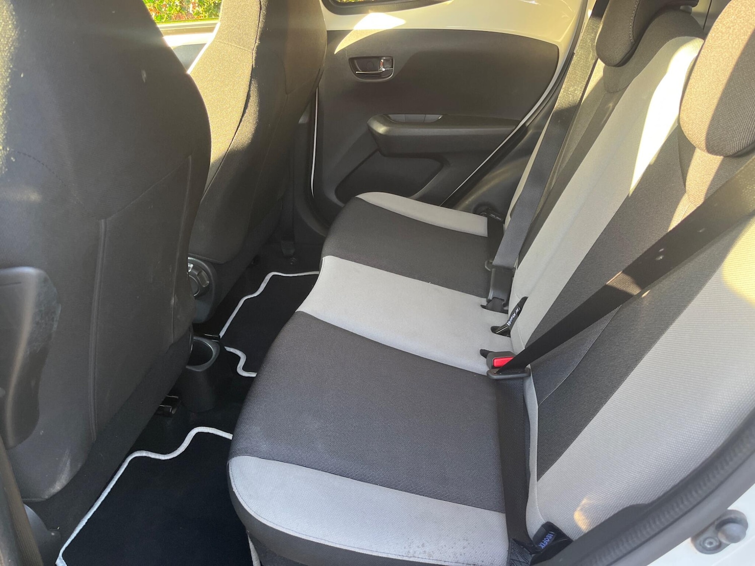 Used Toyota AYGO 2016 for sale - 76898581: Photo 11