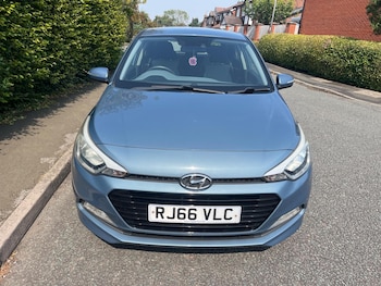 Used Hyundai i20 2016 for sale - 79212454: Photo