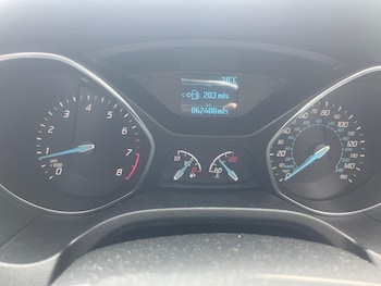 Used Ford Focus 2014 for sale - 78796348: Photo
