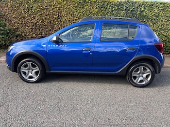 Used Dacia Sandero Stepway 2020 for sale - 75809056: Photo