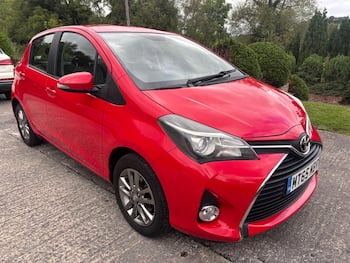 Used Toyota Yaris 2015 for sale - 79859756: Photo