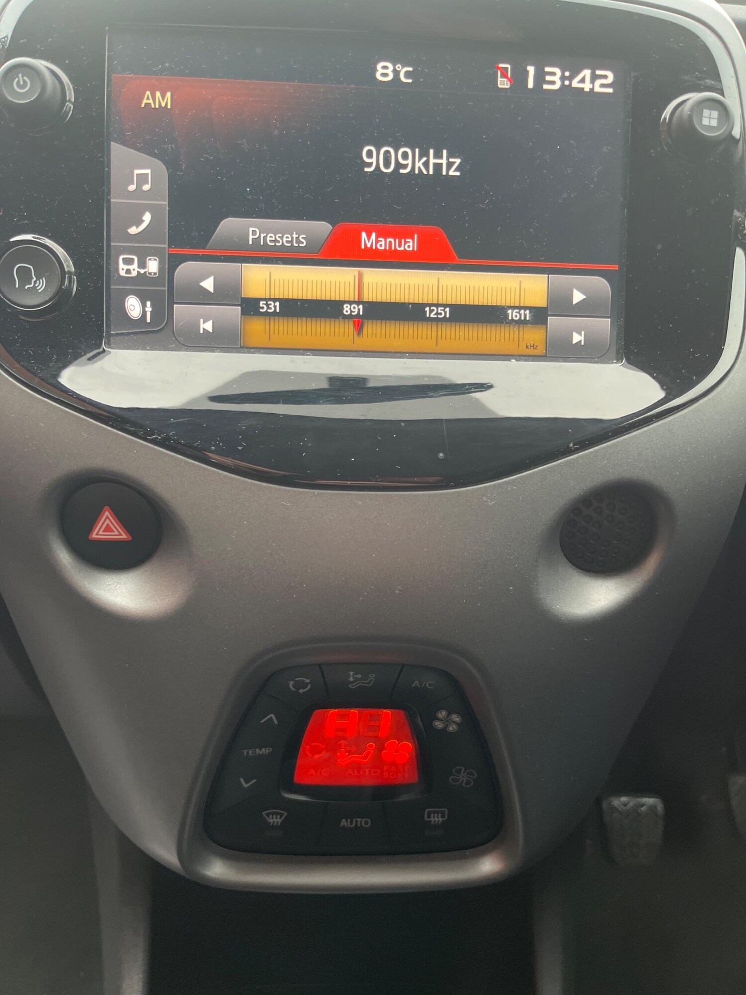 Used Toyota AYGO 2019 for sale - 77279903: Photo 19