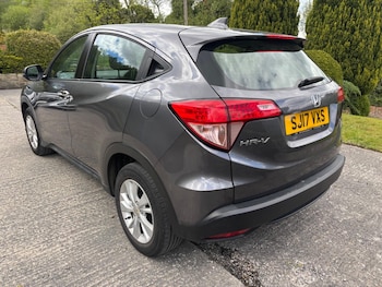Used Honda HR-V 2017 for sale - 78600825: Photo