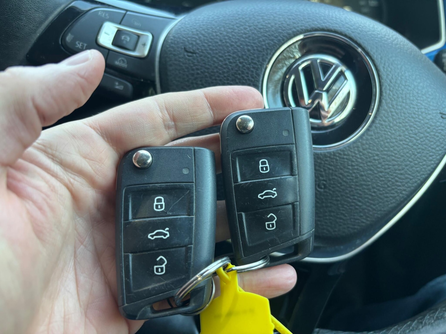 Used Volkswagen T-Roc 2018 for sale - 76607749: Photo 12