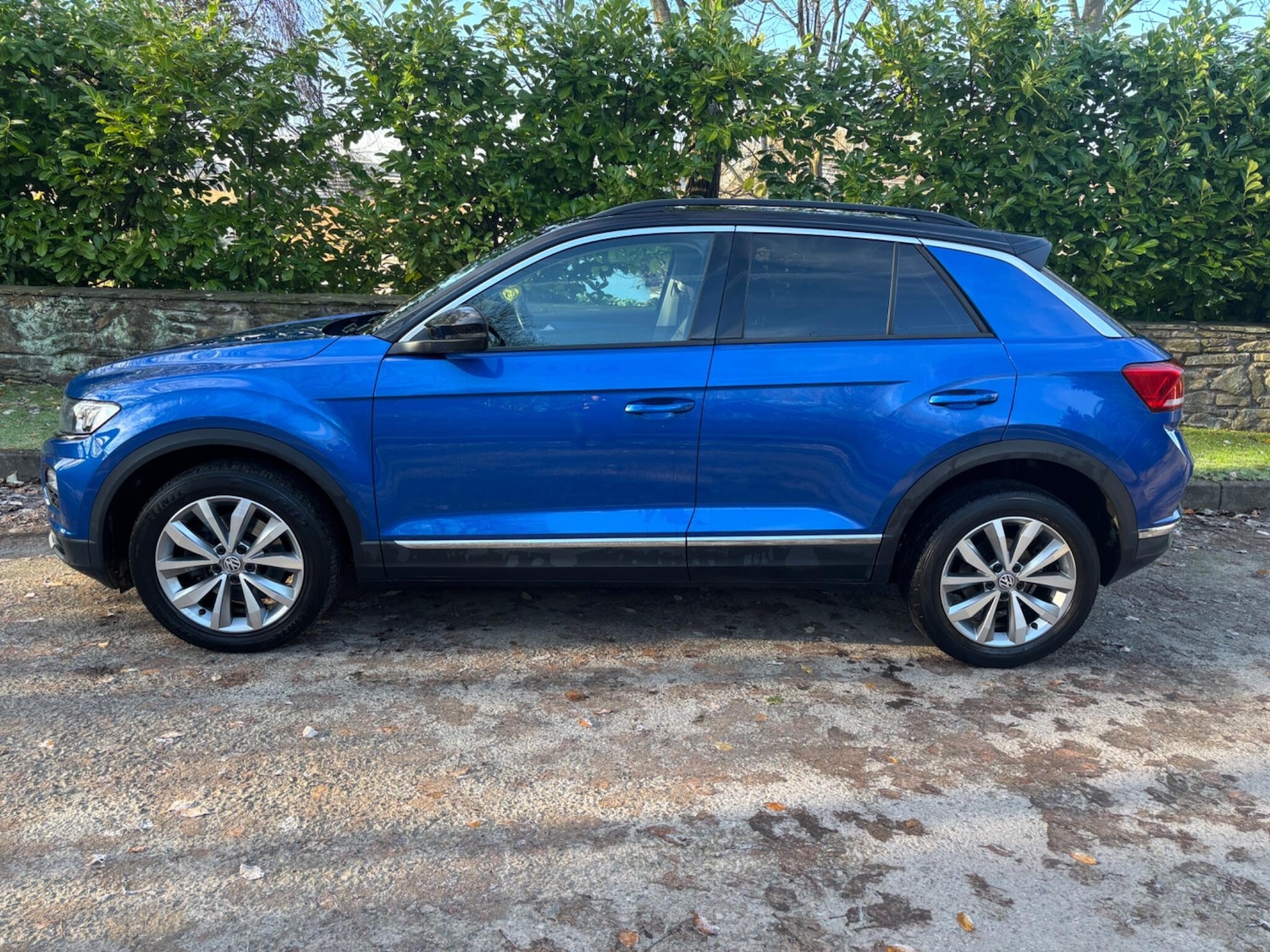 Used Volkswagen T-Roc 2018 for sale - 76607749: Photo 4