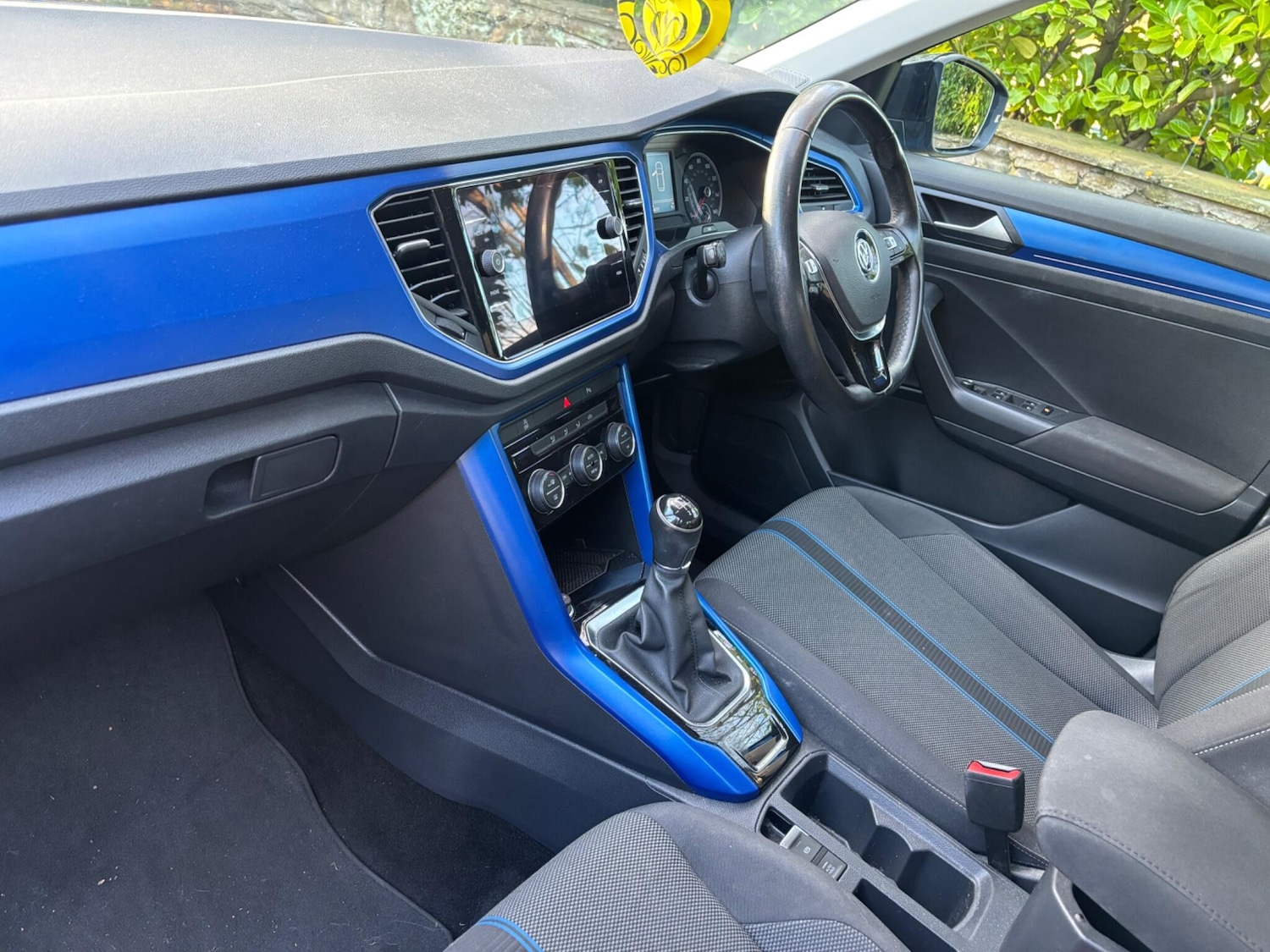 Used Volkswagen T-Roc 2018 for sale - 76607749: Photo 8