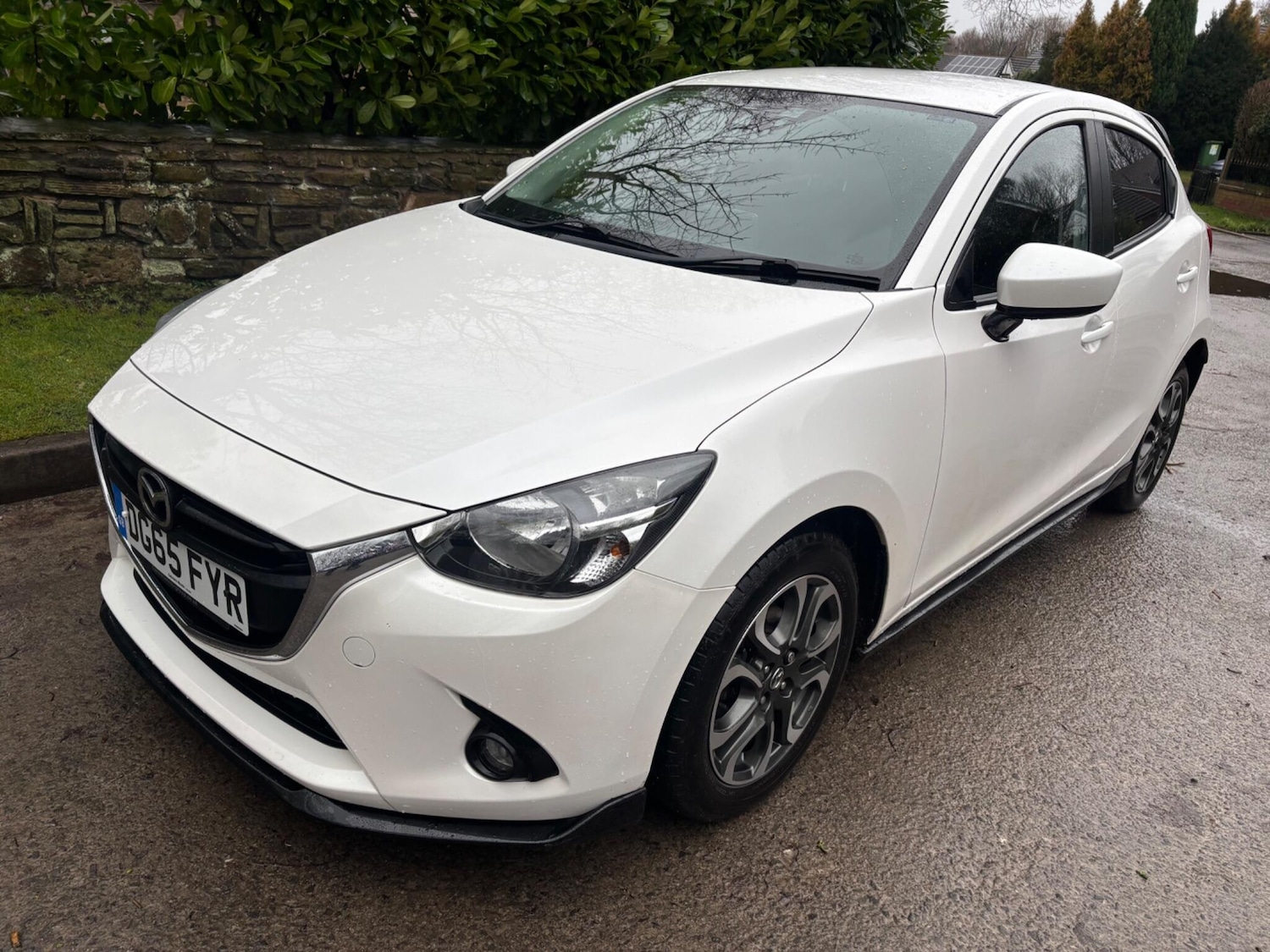 Used Mazda Mazda2 2015 for sale - 77793738: Photo 1