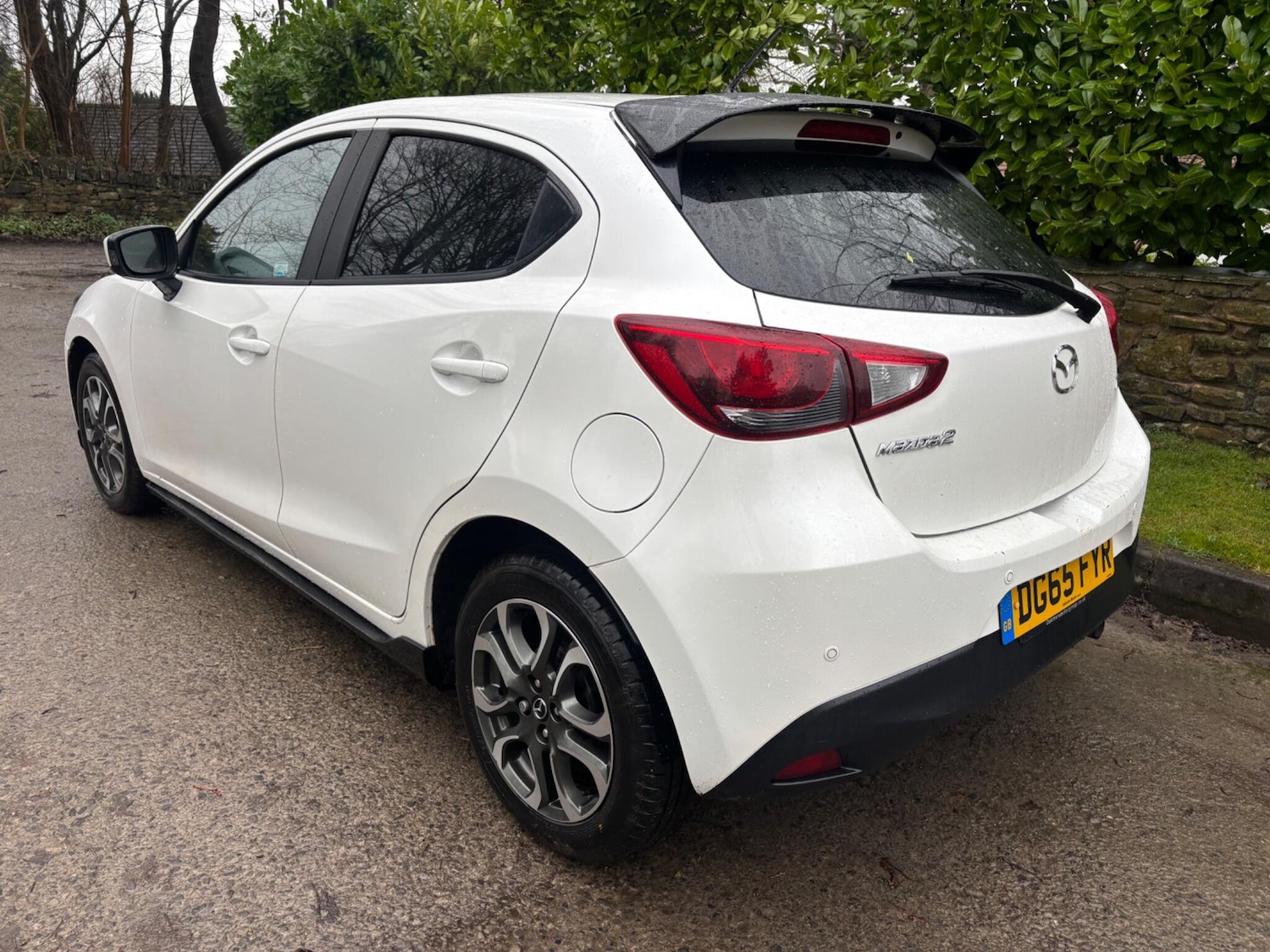 Used Mazda Mazda2 2015 for sale - 77793738: Photo 4