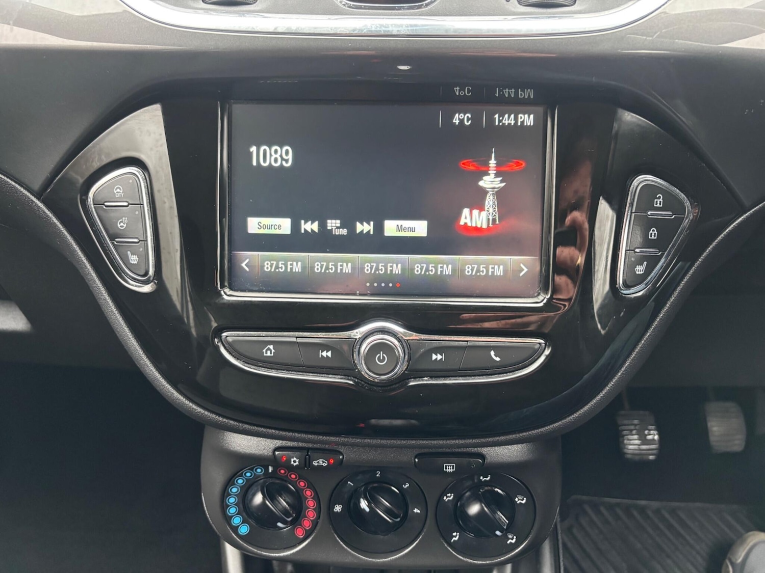 Used Vauxhall Corsa 2017 for sale - 77425567: Photo 9