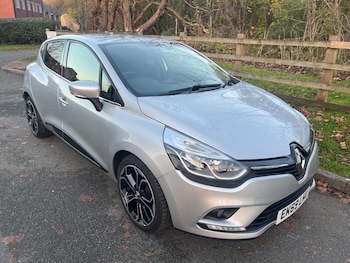 Used Renault Clio 2019 for sale - 76584315: Photo