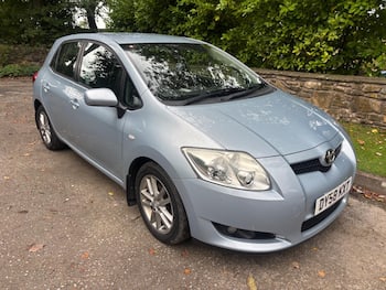 Toyota Auris feature image