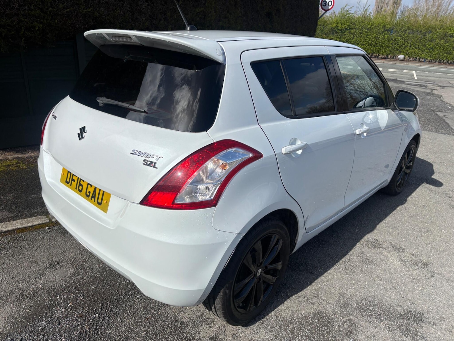 Used Suzuki Swift 2016 for sale - 78034413: Photo 12