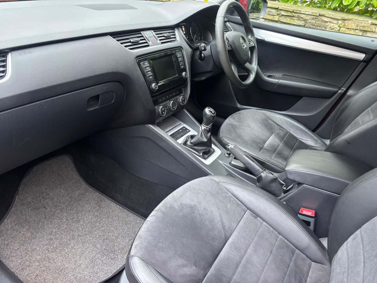 Used Skoda Octavia 2015 for sale - 76993403: Photo 9