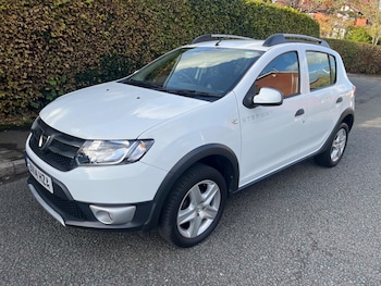 Used Dacia Sandero Stepway 2014 for sale - 75809308: Photo