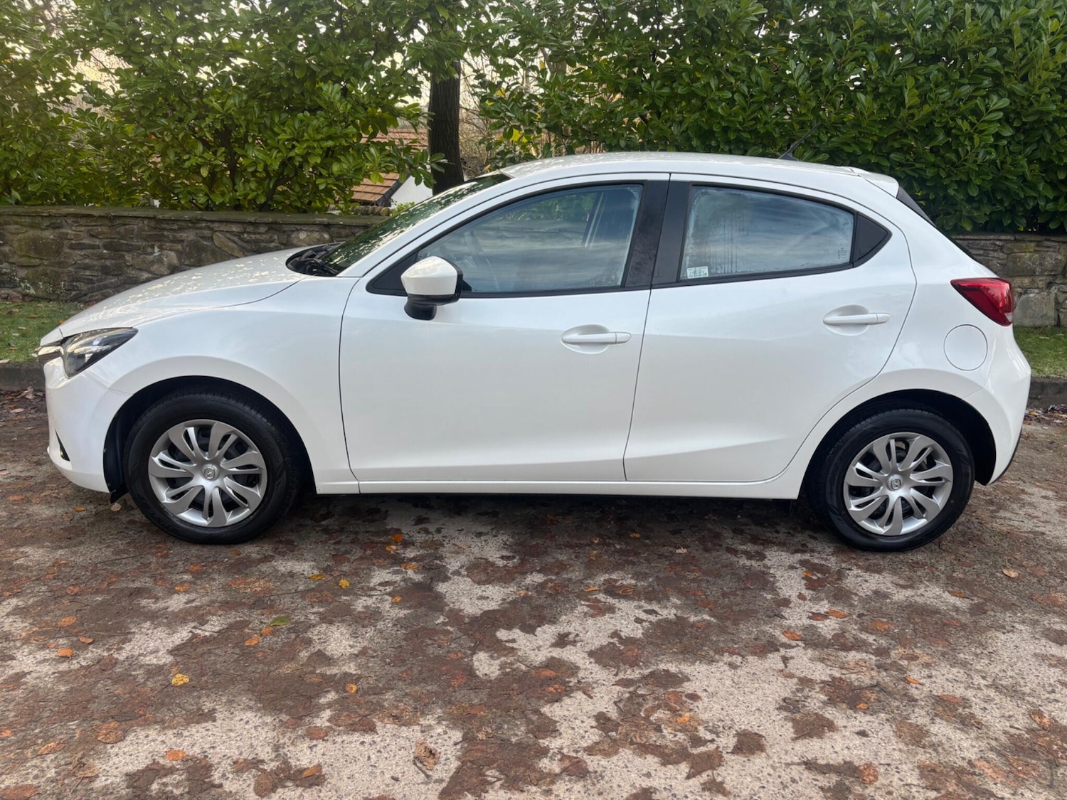 Used Mazda Mazda2 2018 for sale - 76327228: Photo 5
