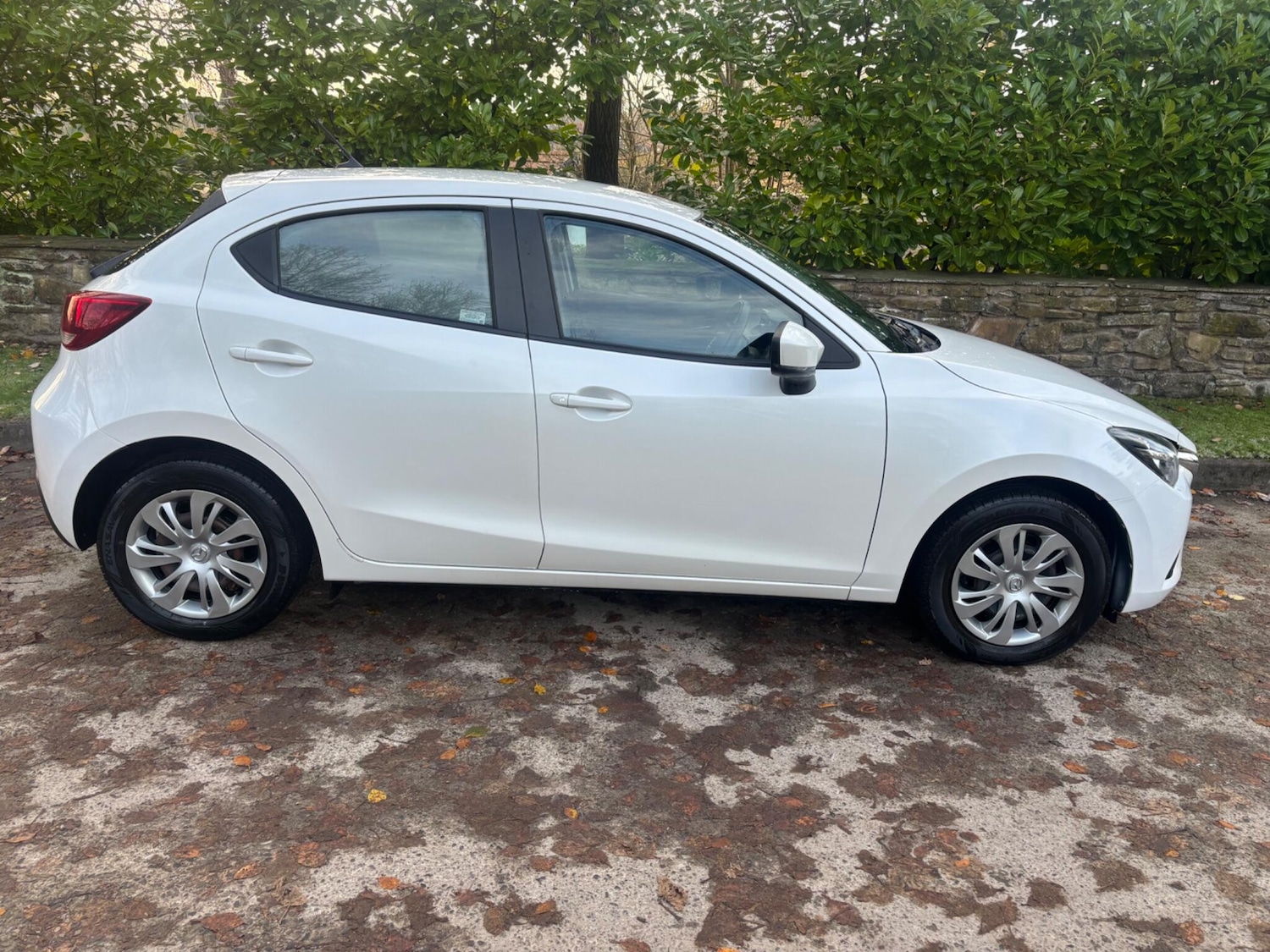 Used Mazda Mazda2 2018 for sale - 76327228: Photo 6