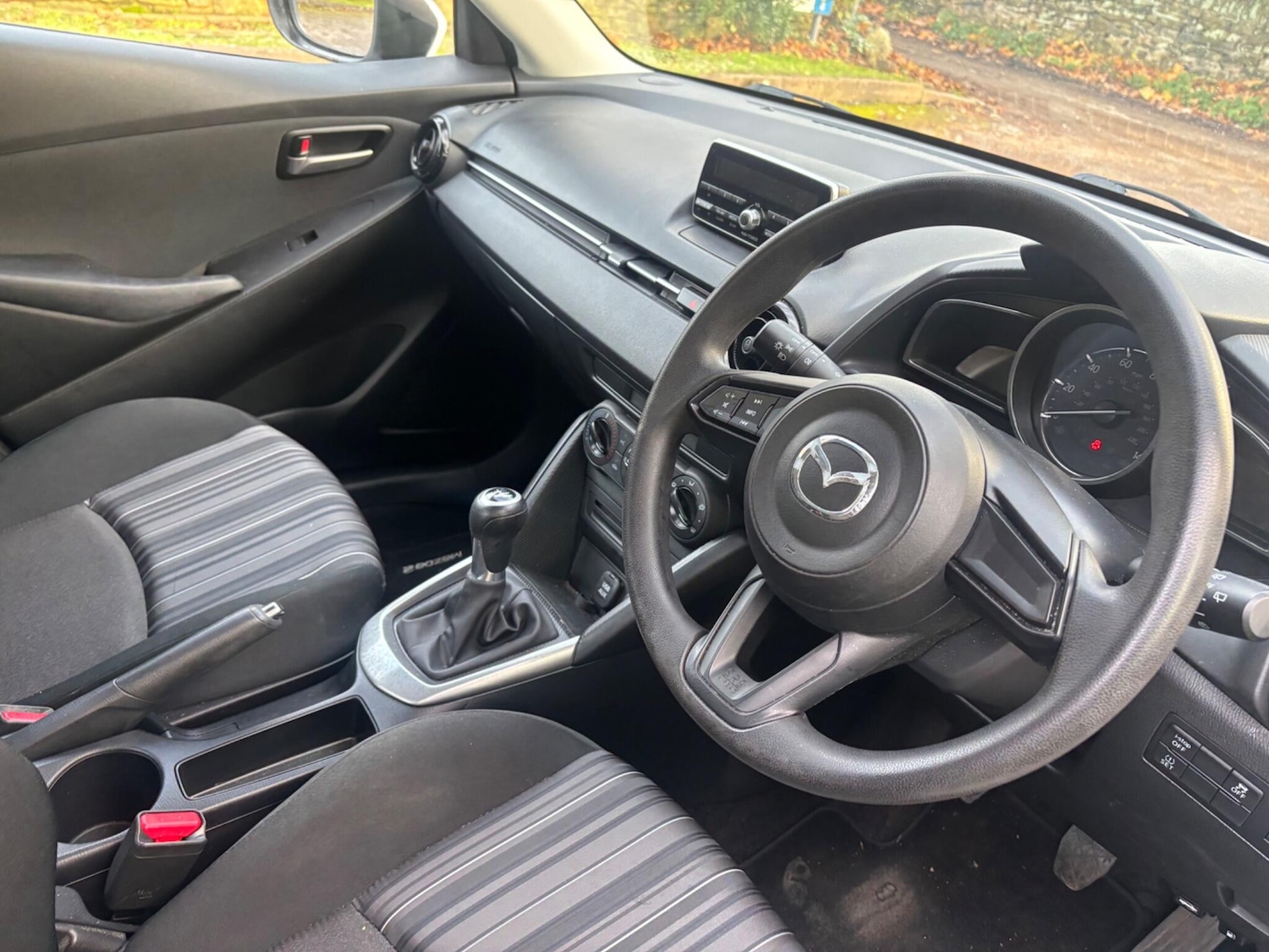 Used Mazda Mazda2 2018 for sale - 76327228: Photo 8