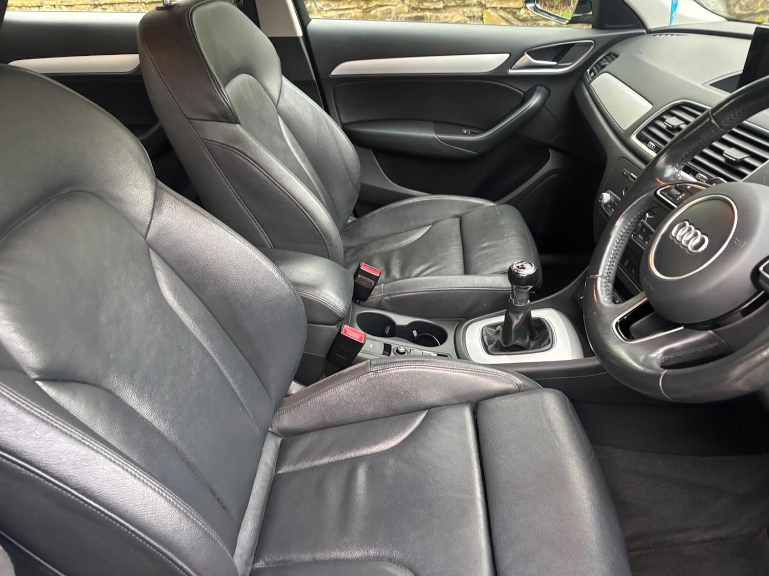 Used Audi Q3 2015 for sale - 76689992: Photo 8