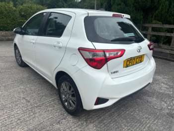 Used Toyota Yaris 2017 for sale - 75041365: Photo