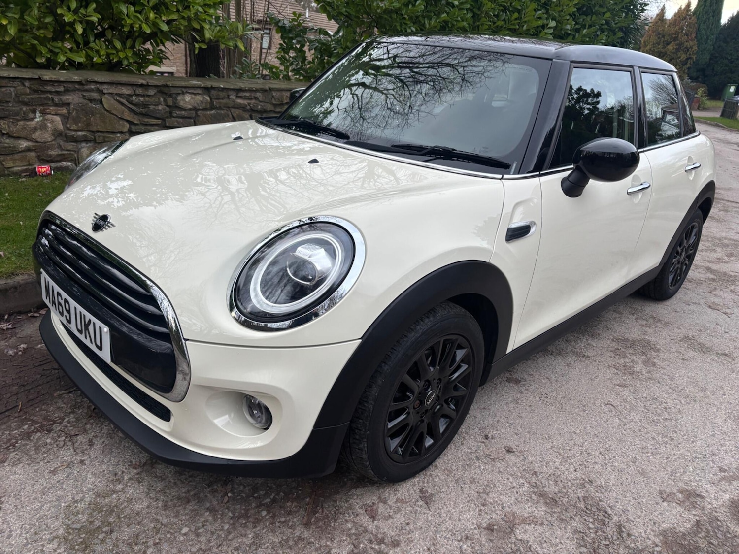 Used MINI Hatch 2019 for sale - 76975785: Photo 2
