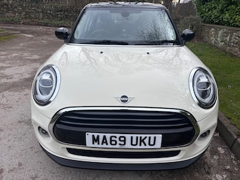 Used MINI Hatch 2019 for sale - 76975785: Photo