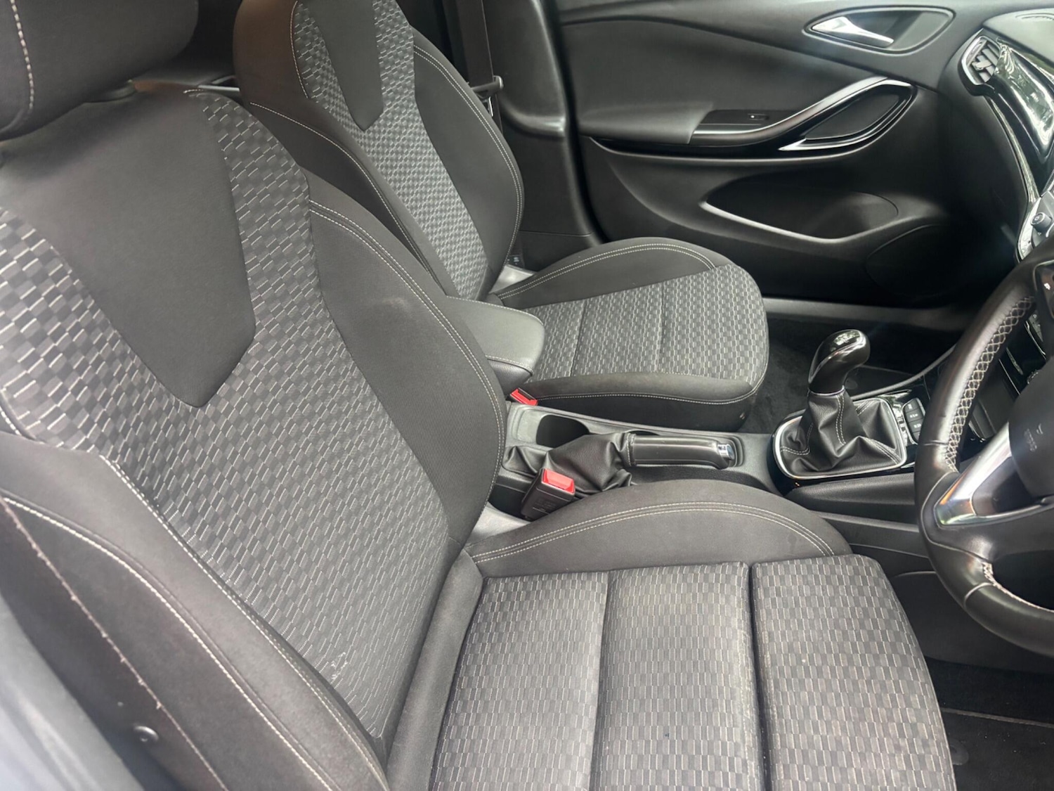 Used Vauxhall Astra 2018 for sale - 76715163: Photo 12