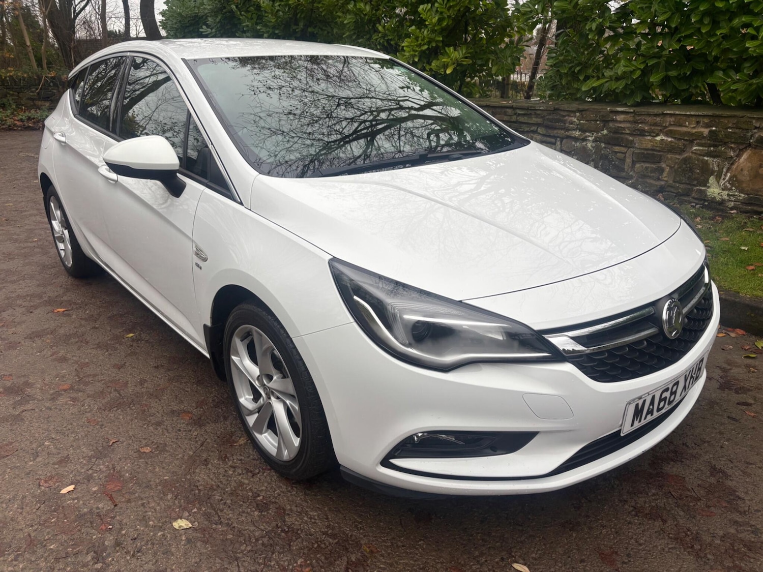 Used Vauxhall Astra 2018 for sale - 76715163: Photo 2