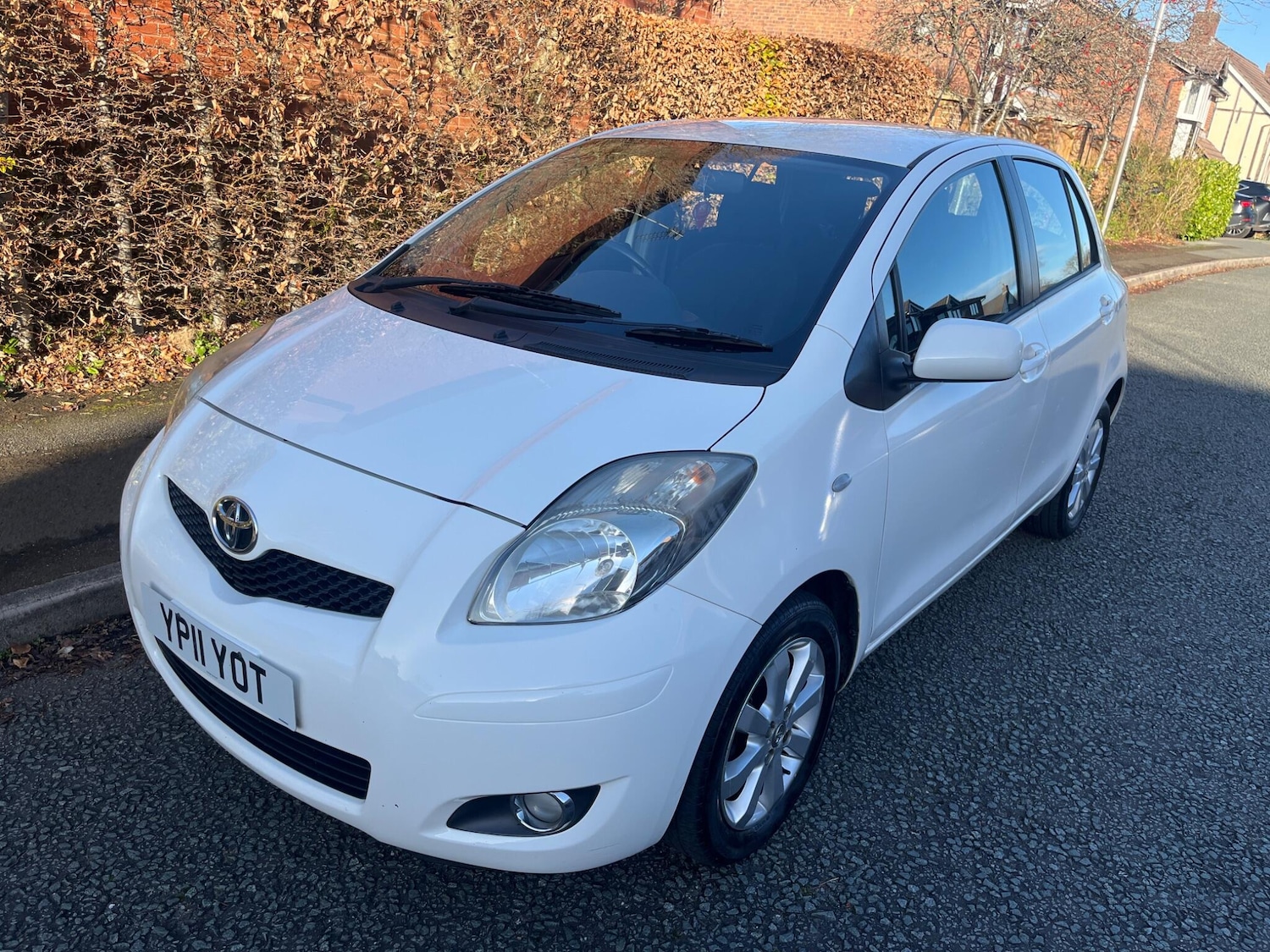 Used Toyota Yaris 2011 for sale - 76646142: Photo 1