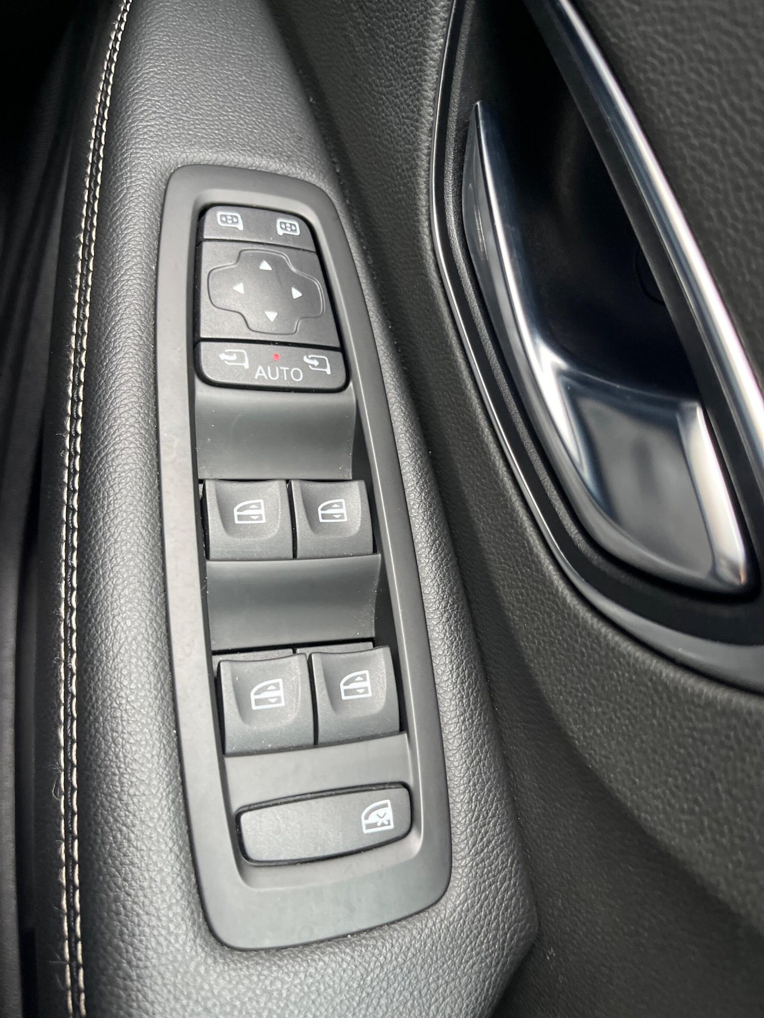 Used Renault Scenic 2017 for sale - 77040451: Photo 17